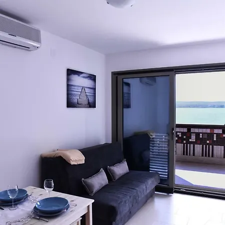 Svijet Mora 2 Apartament Povljana